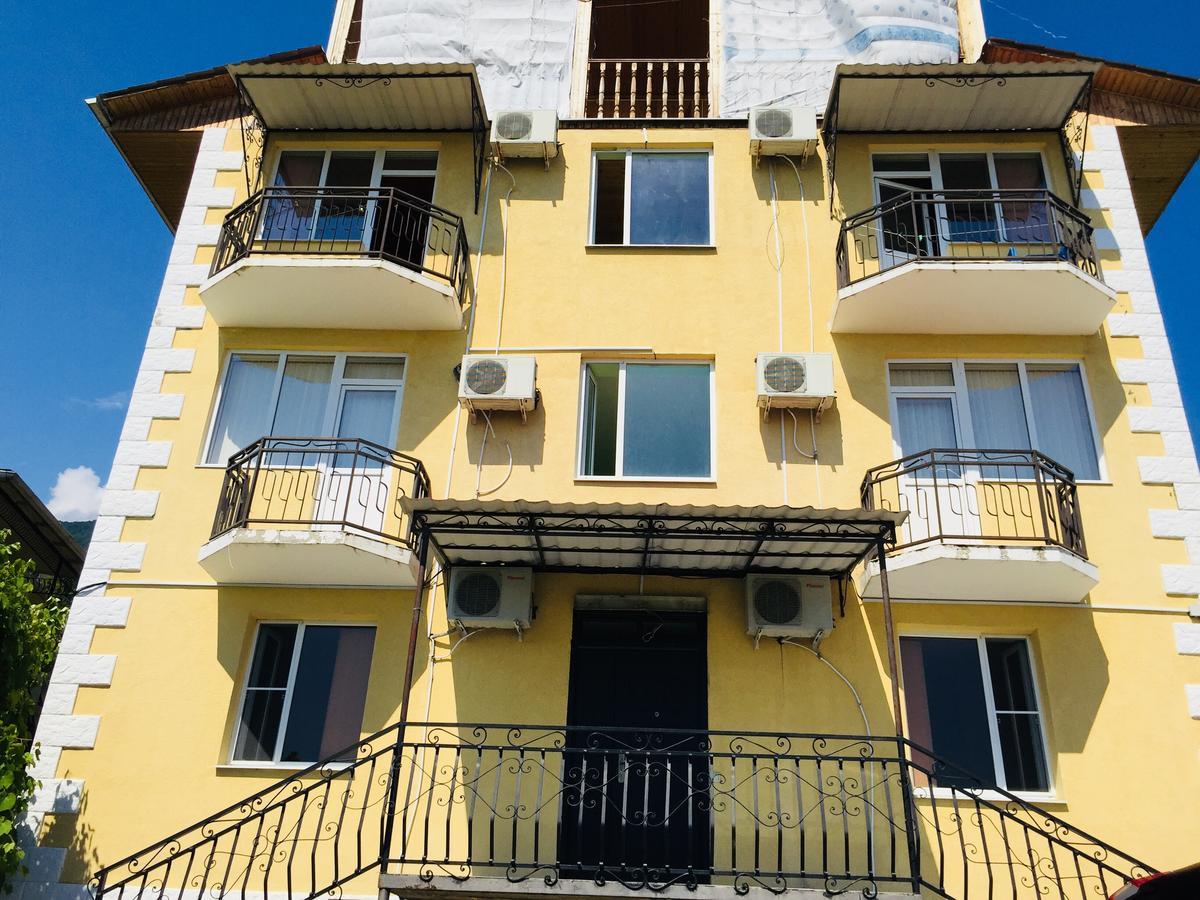 Mandarinoviy Sad Otel Gagra Dış mekan fotoğraf